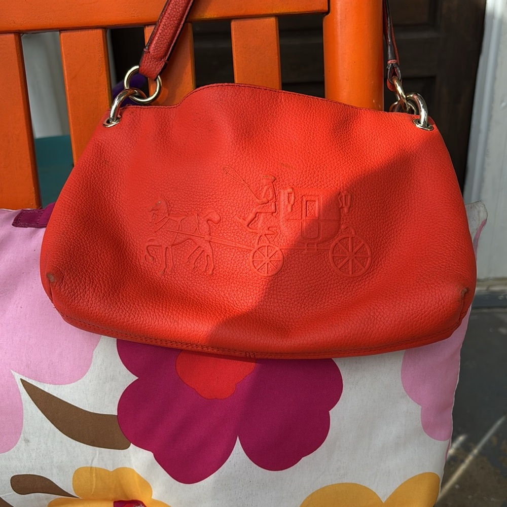 Vintage Coach Coral Leather Charlie Crossbody Bag - Picture 5 of 7